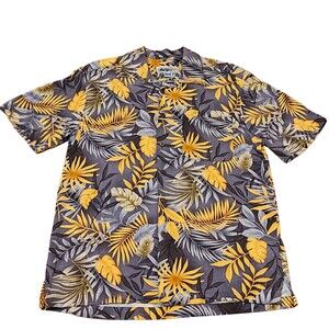 Island 2 Island Shirt Mens Small Gray Yellow Hawaiian Floral Short Sleeve Button